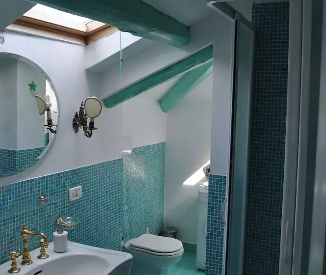 تختخواب و صبحانه Villa L'aurora