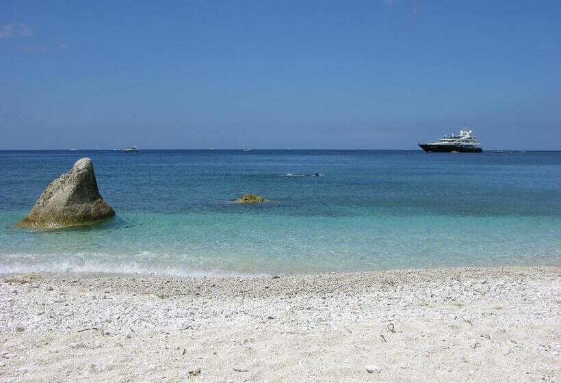 فندق Albergo Ape Elbana