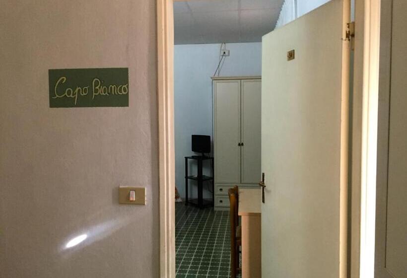 فندق Albergo Ape Elbana