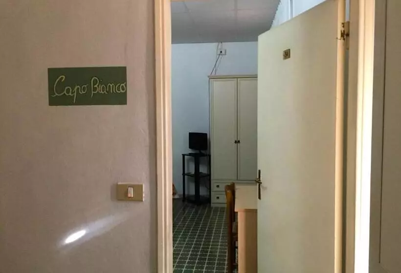 ホテル Albergo Ape Elbana