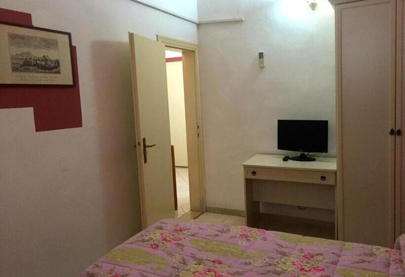 فندق Albergo Ape Elbana