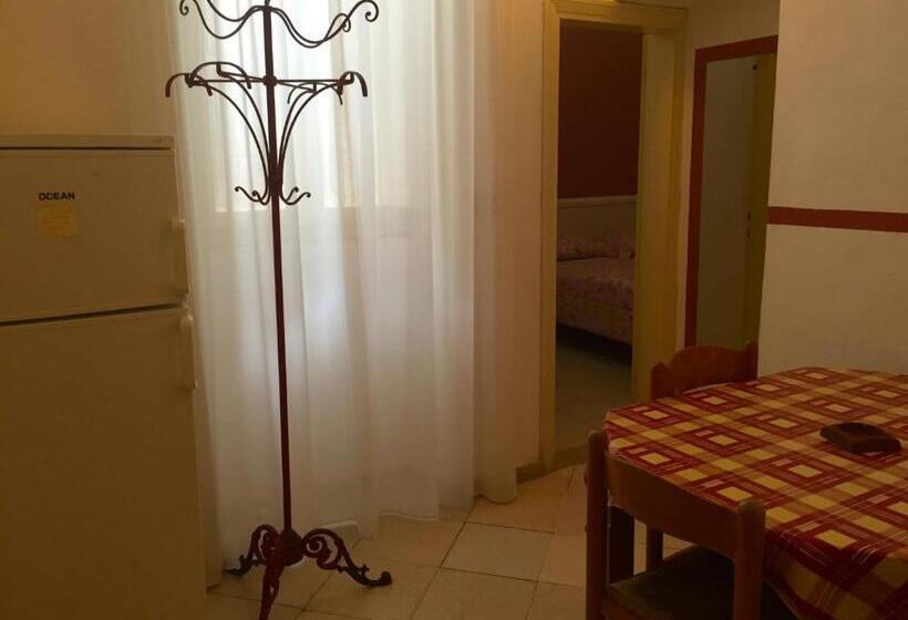 فندق Albergo Ape Elbana