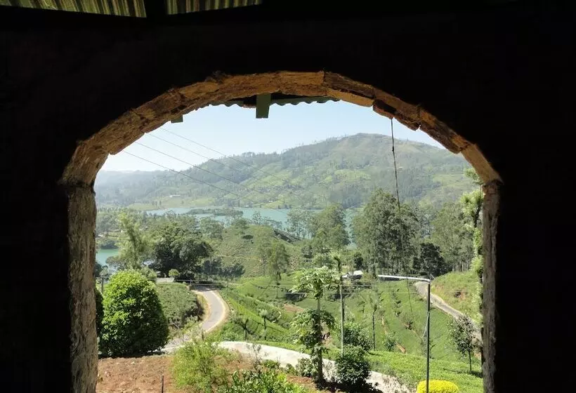 Hotelli Castlereigh Holiday Bungalow