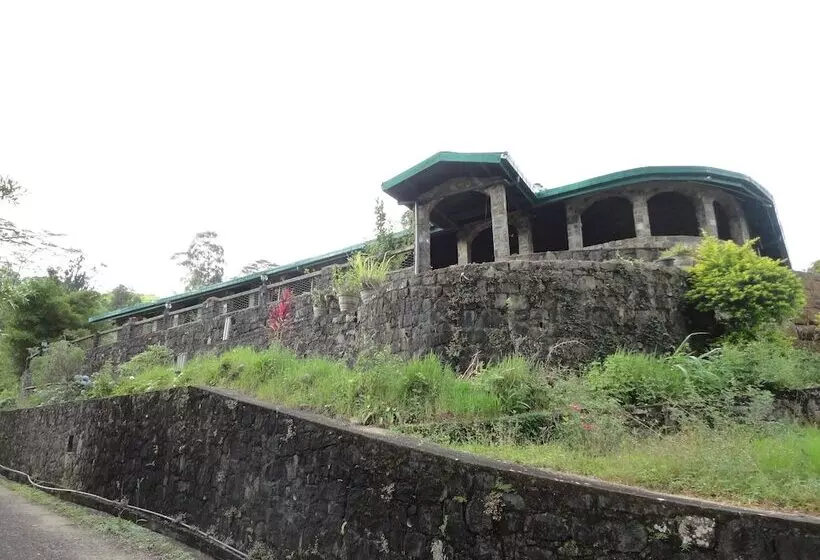 Hotelli Castlereigh Holiday Bungalow