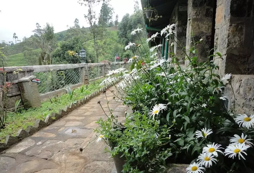 Hotelli Castlereigh Holiday Bungalow