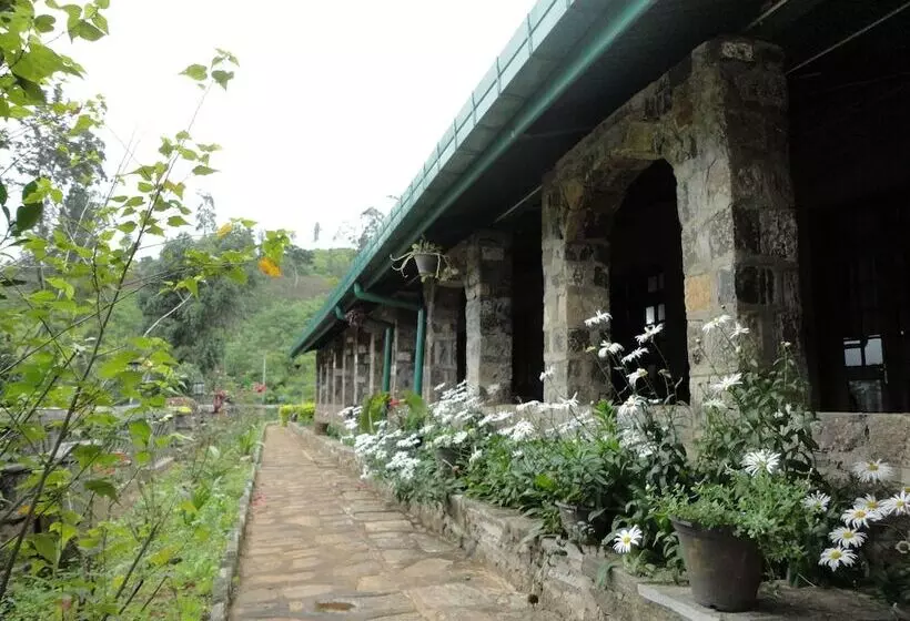 Hotelli Castlereigh Holiday Bungalow