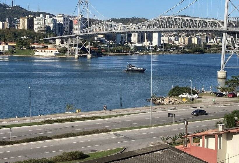 בית מלון כפרי De Carvalho