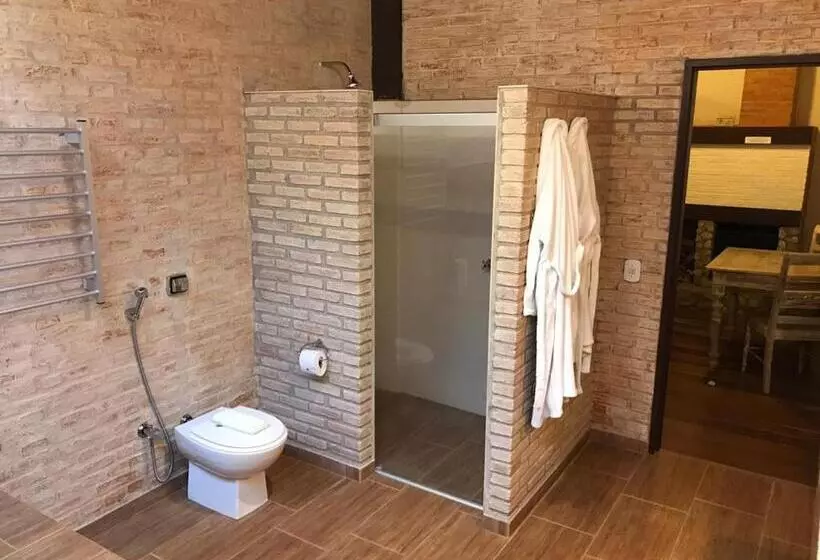 Hotelli Estalagem Wiesbaden