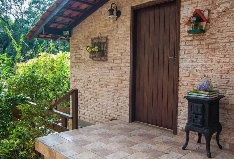 Hotelli Estalagem Wiesbaden