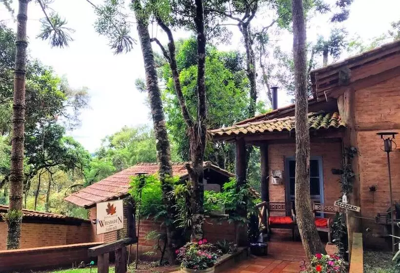 Hotelli Estalagem Wiesbaden