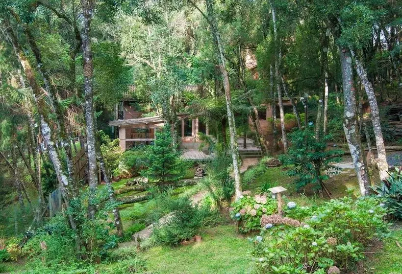 Hotelli Estalagem Wiesbaden