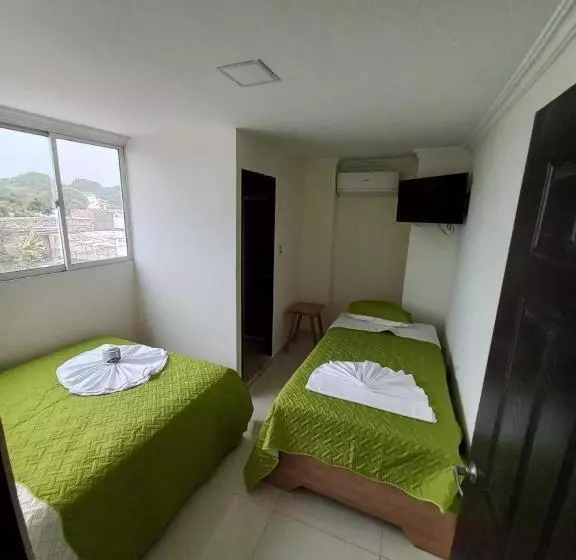 هتل Gloria Del Norte