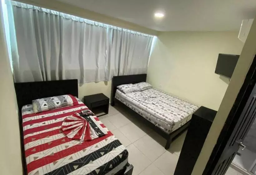 هتل Gloria Del Norte