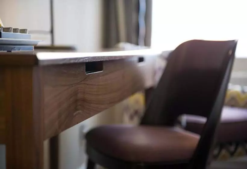 ホテル The Crown & Greyhound By Innkeeper S Collection