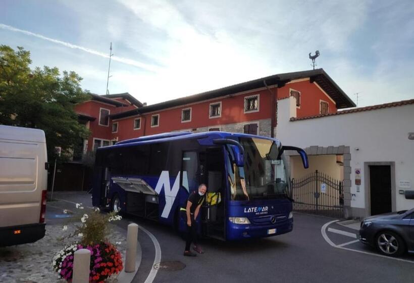 בית מלון כפרי Locanda Al Pomo D'oro