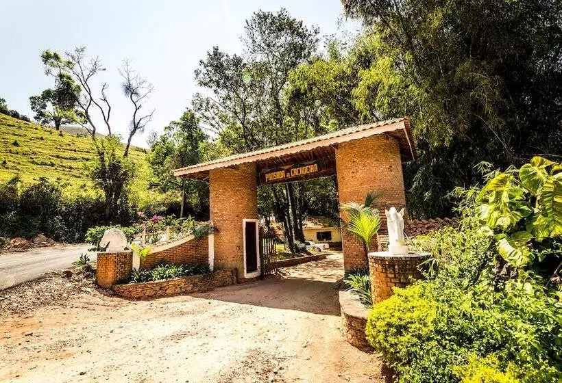 ホテル Pousada Da Cachoeira