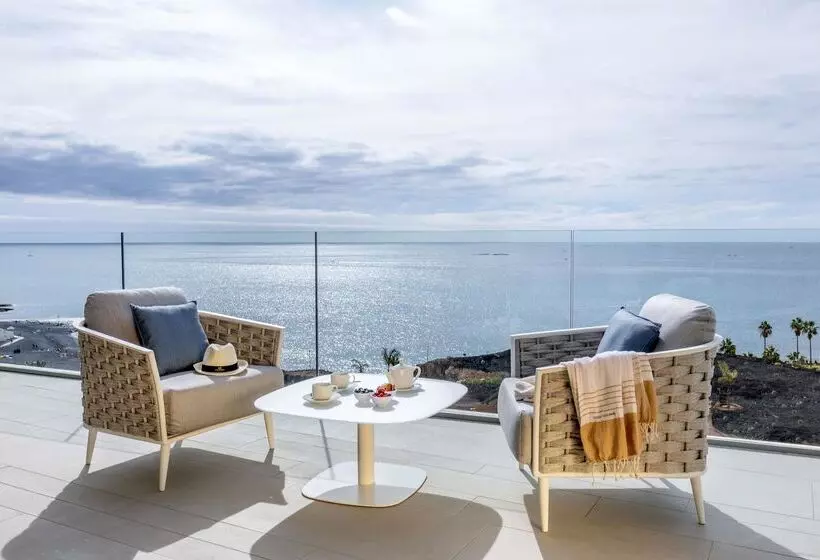 ホテル Royal Hideaway Corales Suites