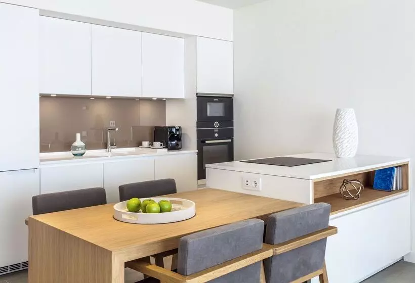 ホテル Royal Hideaway Corales Suites