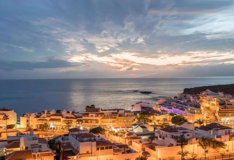 ホテル Royal Hideaway Corales Suites