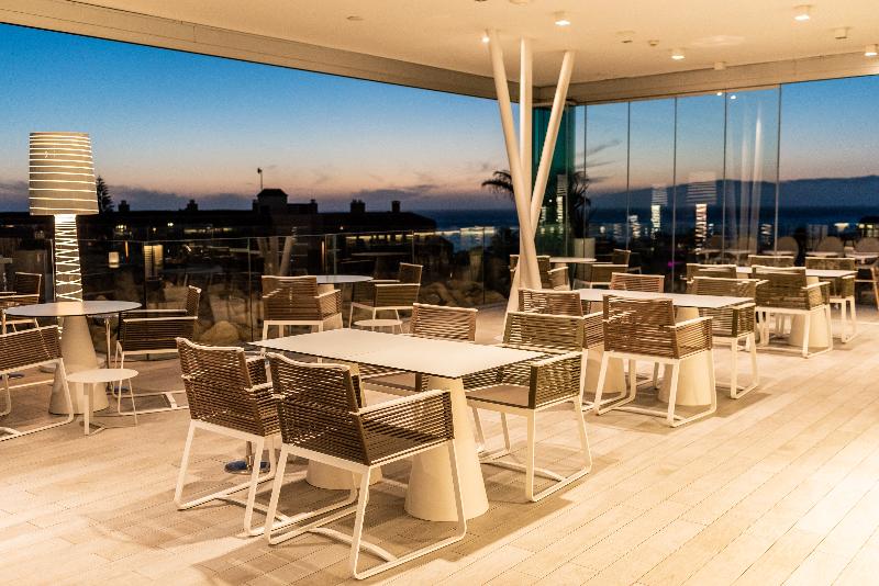 هتل Royal Hideaway Corales Suites