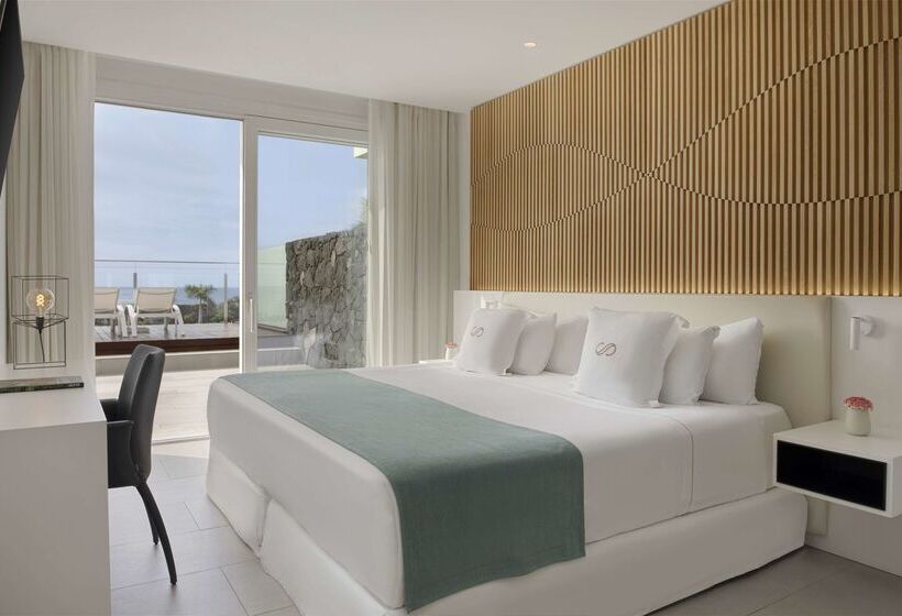 هتل Royal Hideaway Corales Suites