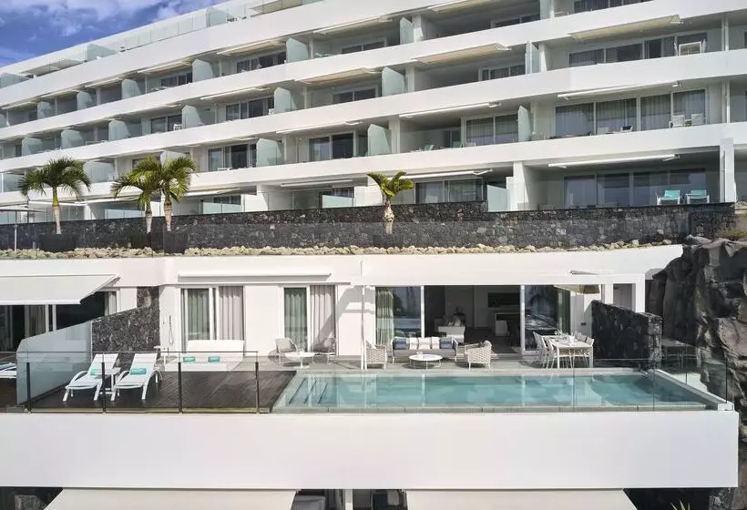 ホテル Royal Hideaway Corales Suites