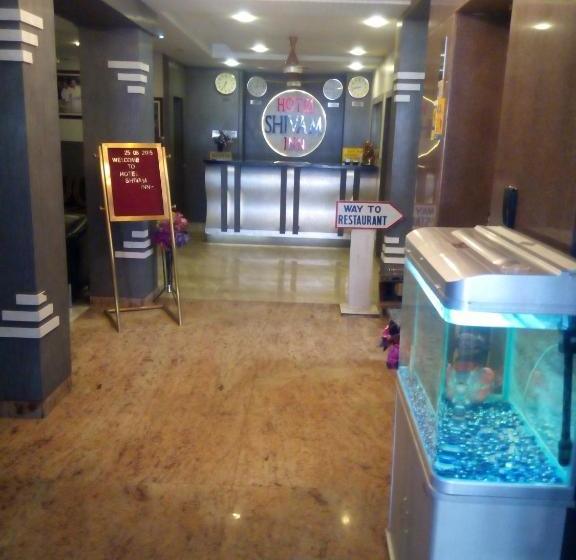 فندق Shivam Inn