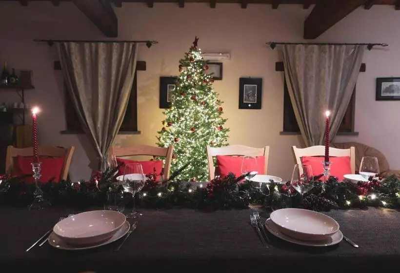 Aamiaismajoitus (B&B) Casale La Rovere