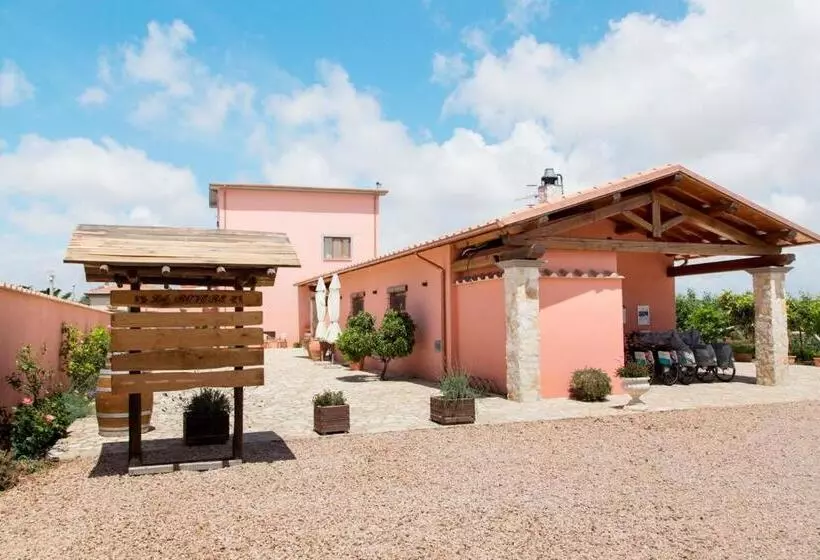 Aamiaismajoitus (B&B) Casale La Rovere