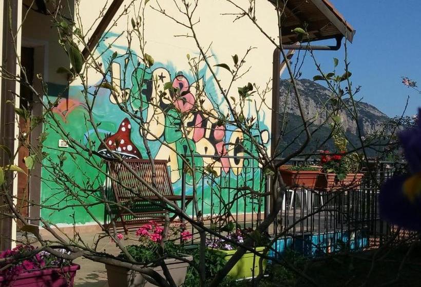 Bed and Breakfast L Erba Degli Abrighi