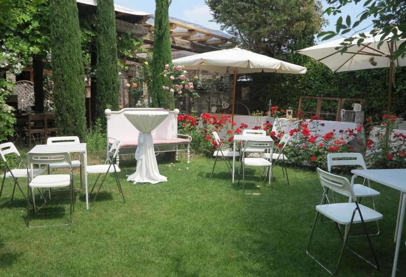 ベッドアンドブレックファースト La Via