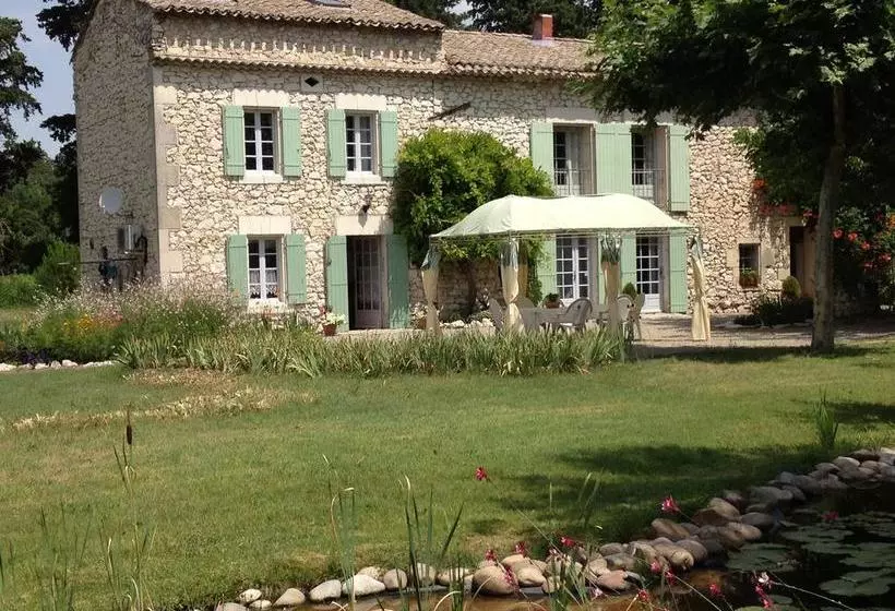 Aamiaismajoitus (B&B) Le Mas D'hermès