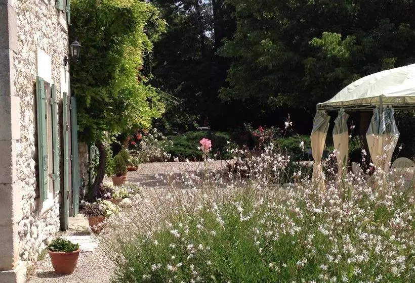 Aamiaismajoitus (B&B) Le Mas D'hermès