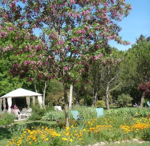 ベッドアンドブレックファースト Le Mas D'hermès