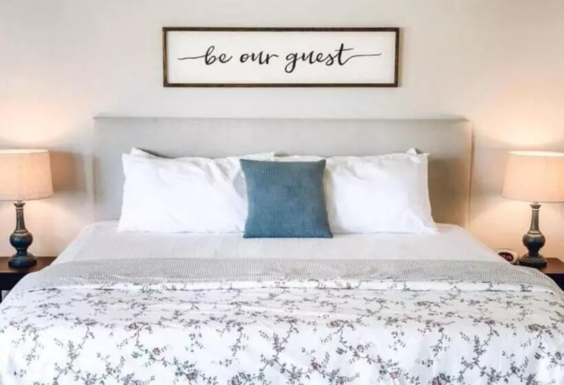 Bybee's Steppingstone Motel