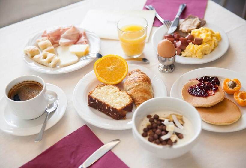 Отель Dei Fiori Restaurant Meeting & Spa