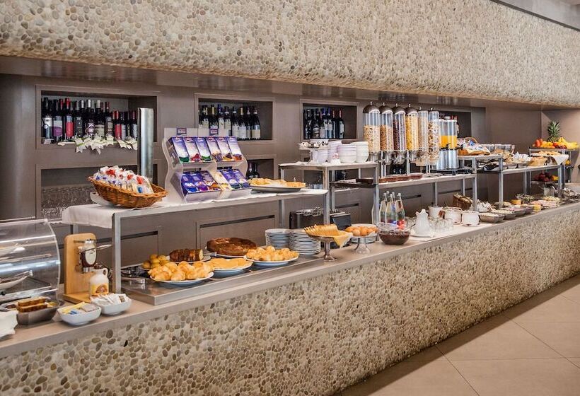 Отель Dei Fiori Restaurant Meeting & Spa