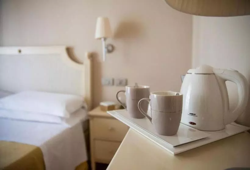 هتل Dei Fiori Restaurant  Meeting & Spa