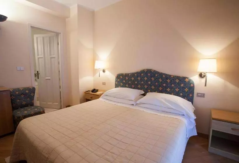 هتل Dei Fiori Restaurant  Meeting & Spa