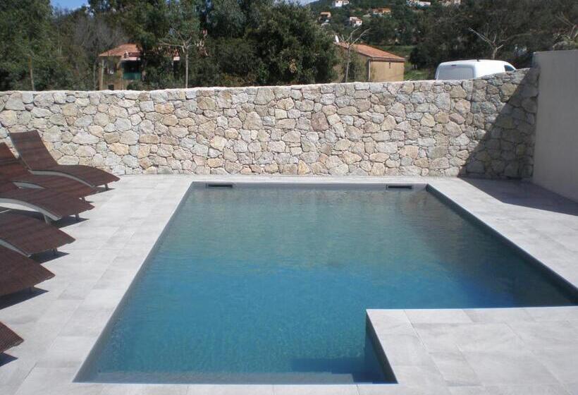 هتل Hôtel L'alivu