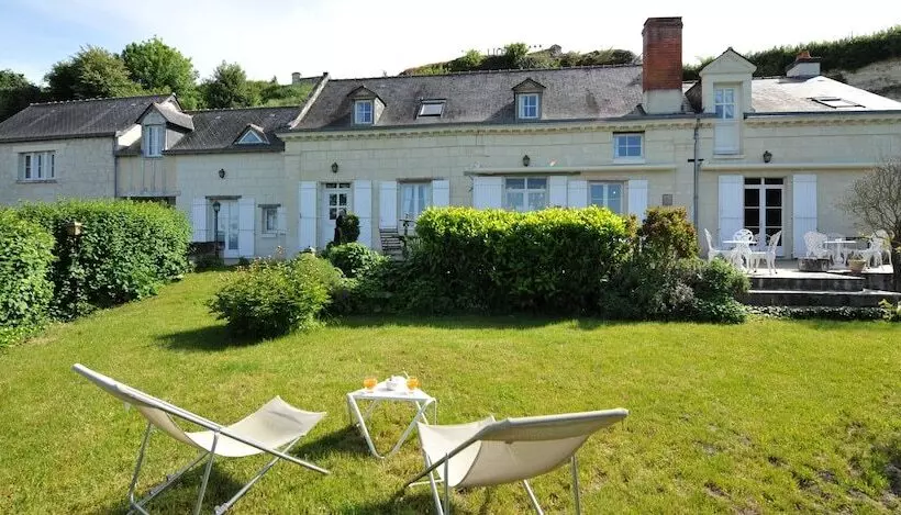 Hotelli Logis Demeure De La Vignole