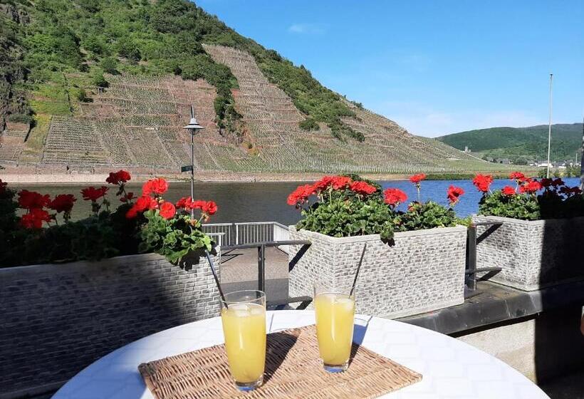 בית מלון כפרי Mosel Landhaus B&b