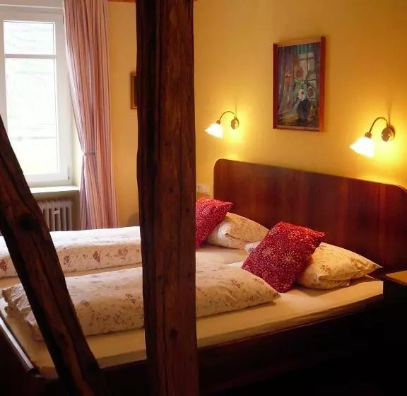 ホテル Mosel Landhaus B&b
