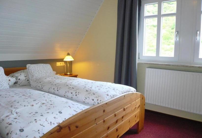 בית מלון כפרי Mosel Landhaus B&b