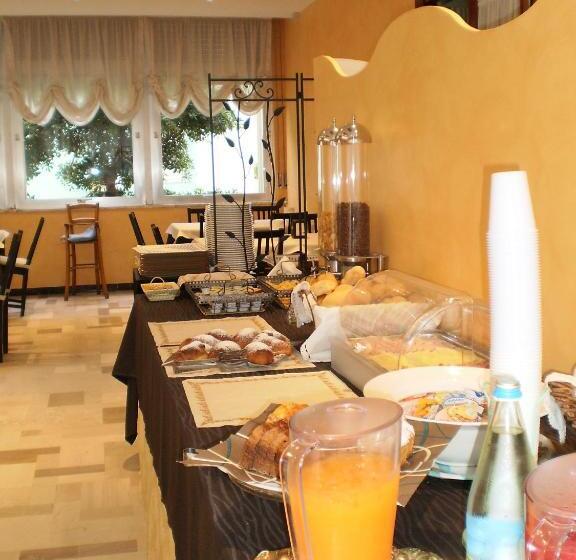 בית מלון כפרי Oasi Ristorante Pizzeria