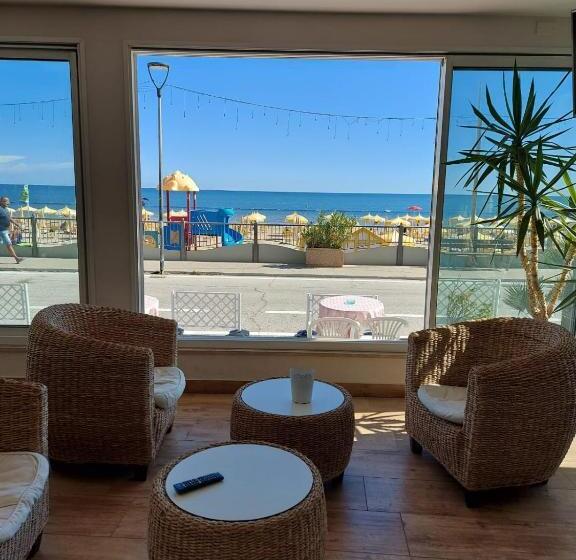 בית מלון כפרי Oasi Ristorante Pizzeria