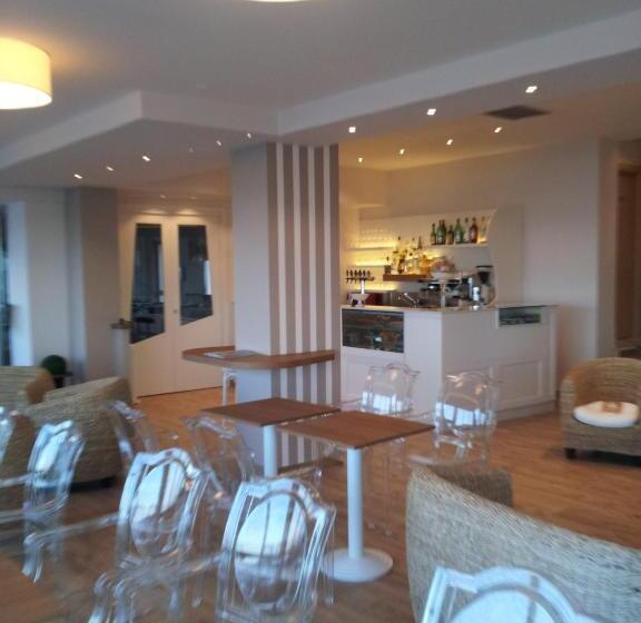 בית מלון כפרי Oasi Ristorante Pizzeria