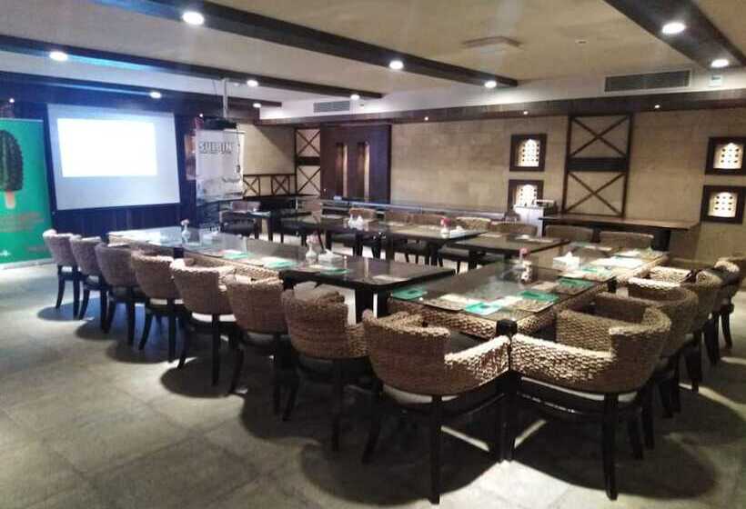 هتل Panacea Suites