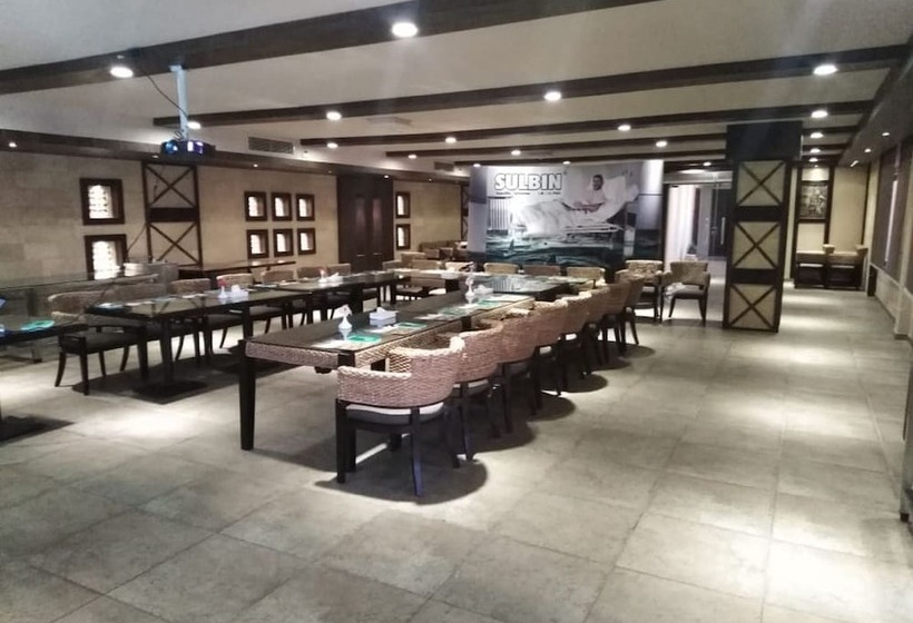 هتل Panacea Suites