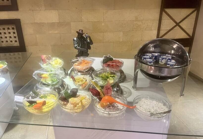 هتل Panacea Suites